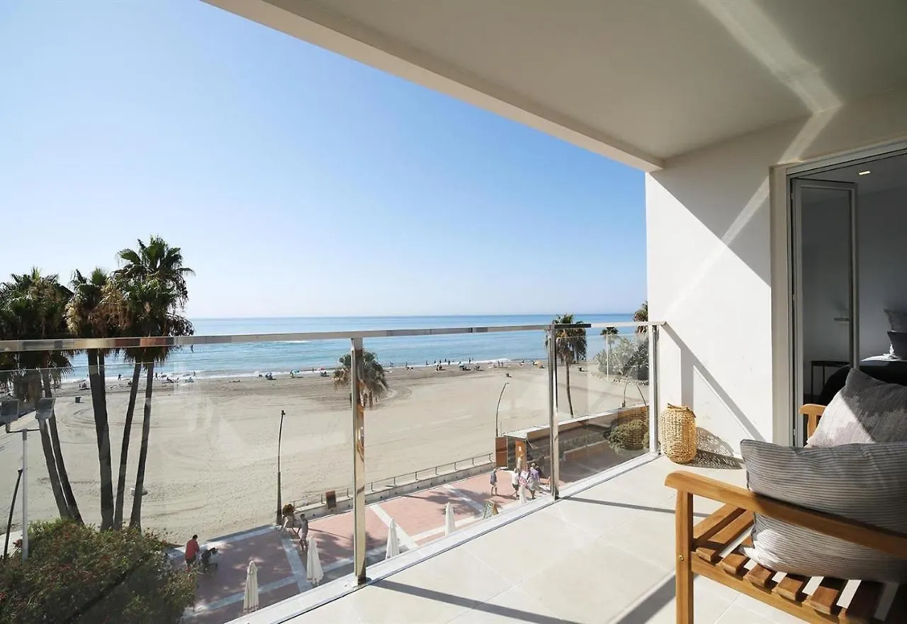 Estepona Boulevard Renovated Iberia 0*,